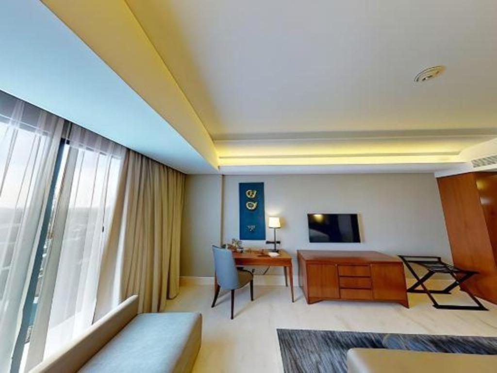 Hotel Tentrem יוגיאקרטה מראה חיצוני תמונה