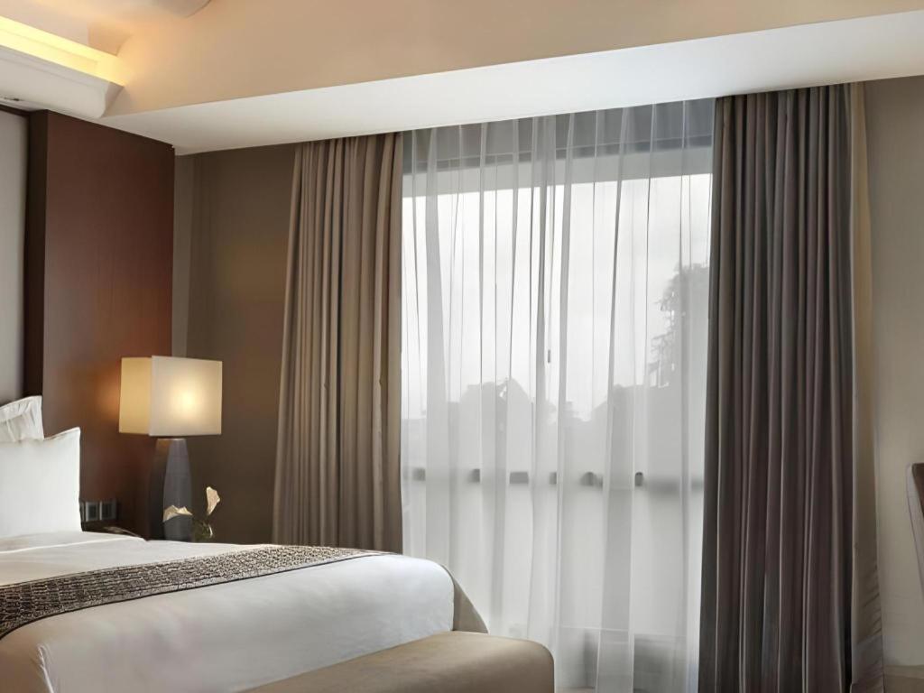 Hotel Tentrem יוגיאקרטה מראה חיצוני תמונה